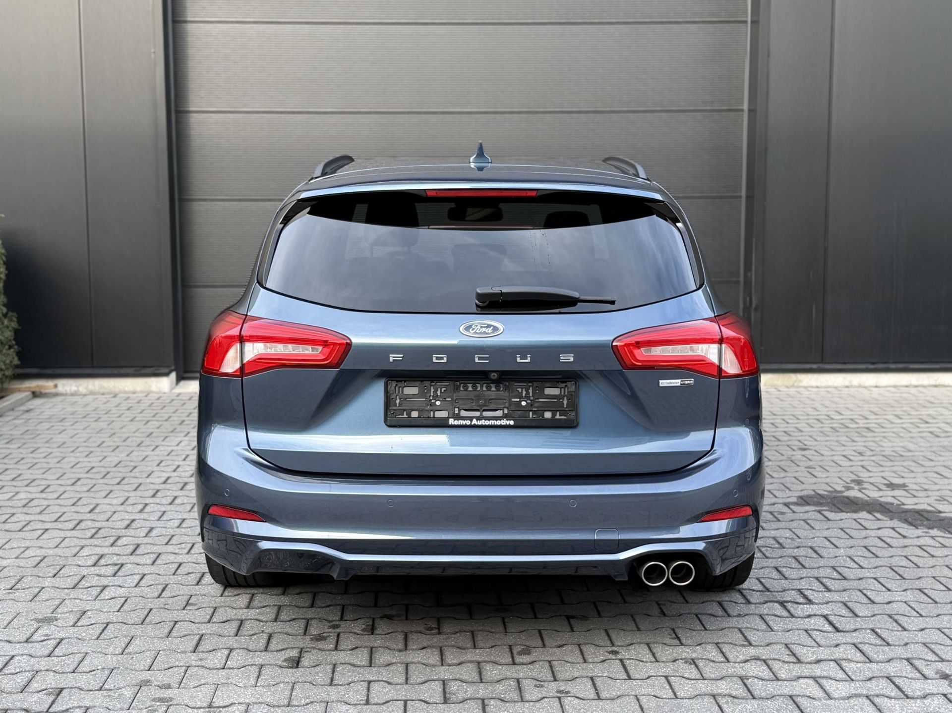 Ford Focus  Turnier 1.0 EcoBoost ST-LINE