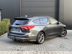Ford Focus  Turnier 1.0 EcoBoost ST-LINE