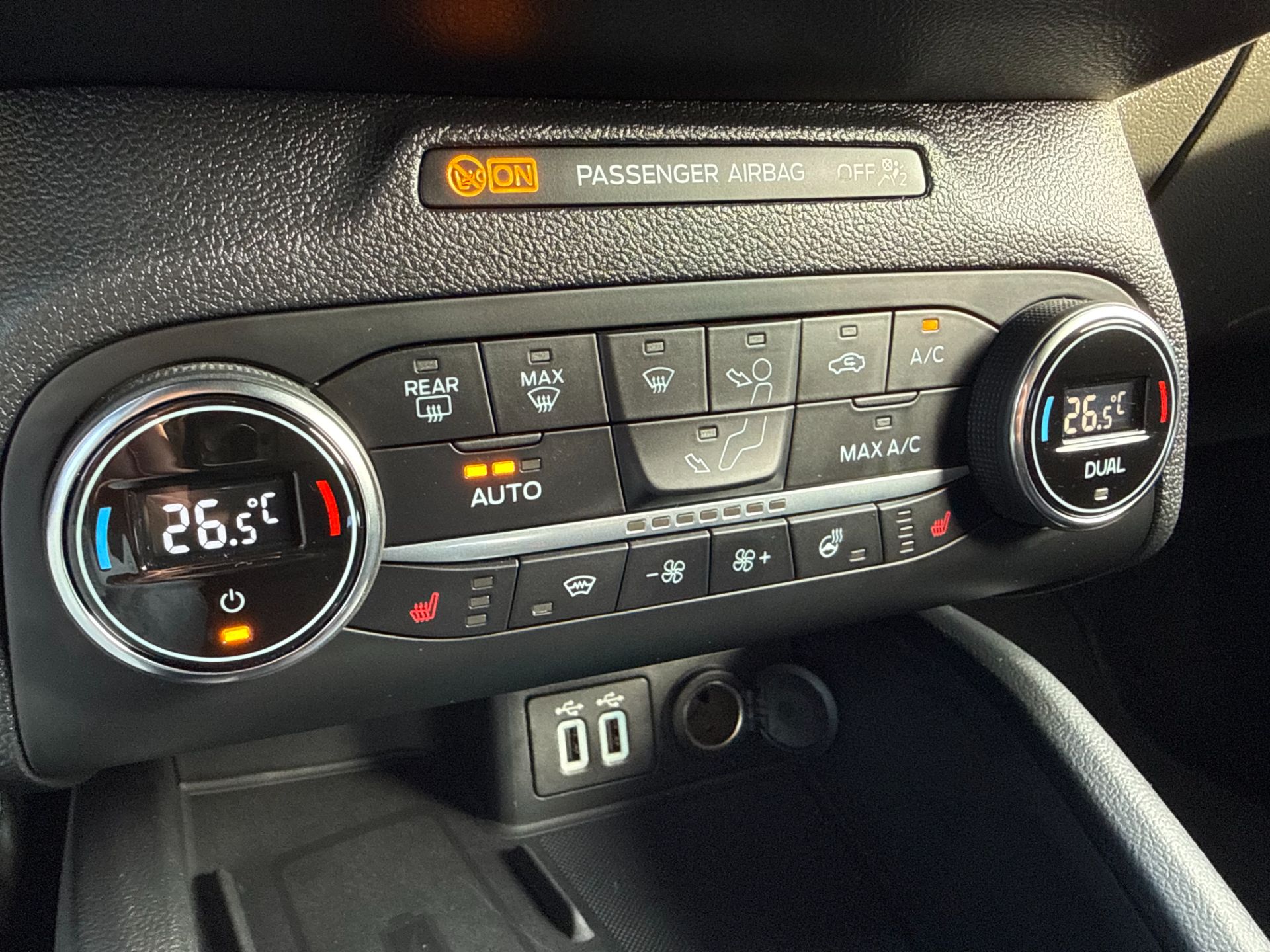 Ford Focus  Turnier 1.0 EcoBoost ST-LINE