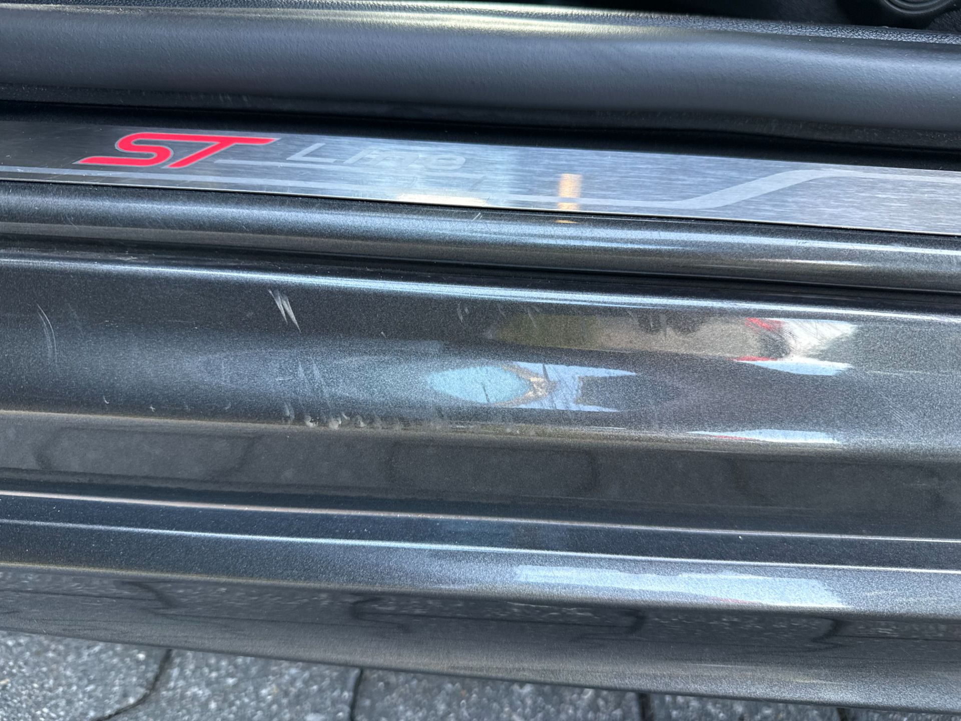 Ford Focus  Turnier 1.0 EcoBoost ST-LINE